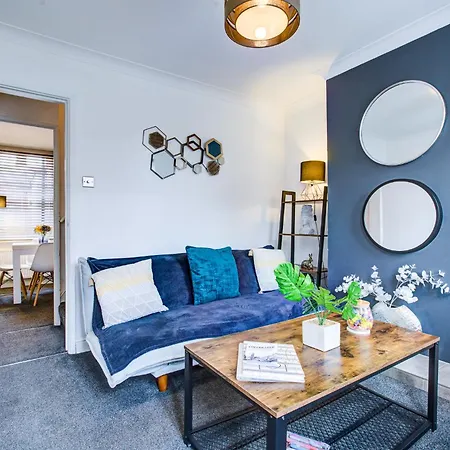 'Number 11' Central Colchester - Super Convenient 2 X Double Bed 1 X Single Bed Cottage Plus Office & Garden, 8 Min Walk Nth Station & Town Ctr, 2 Min Walk Local Shops & Restaurants Exterior foto