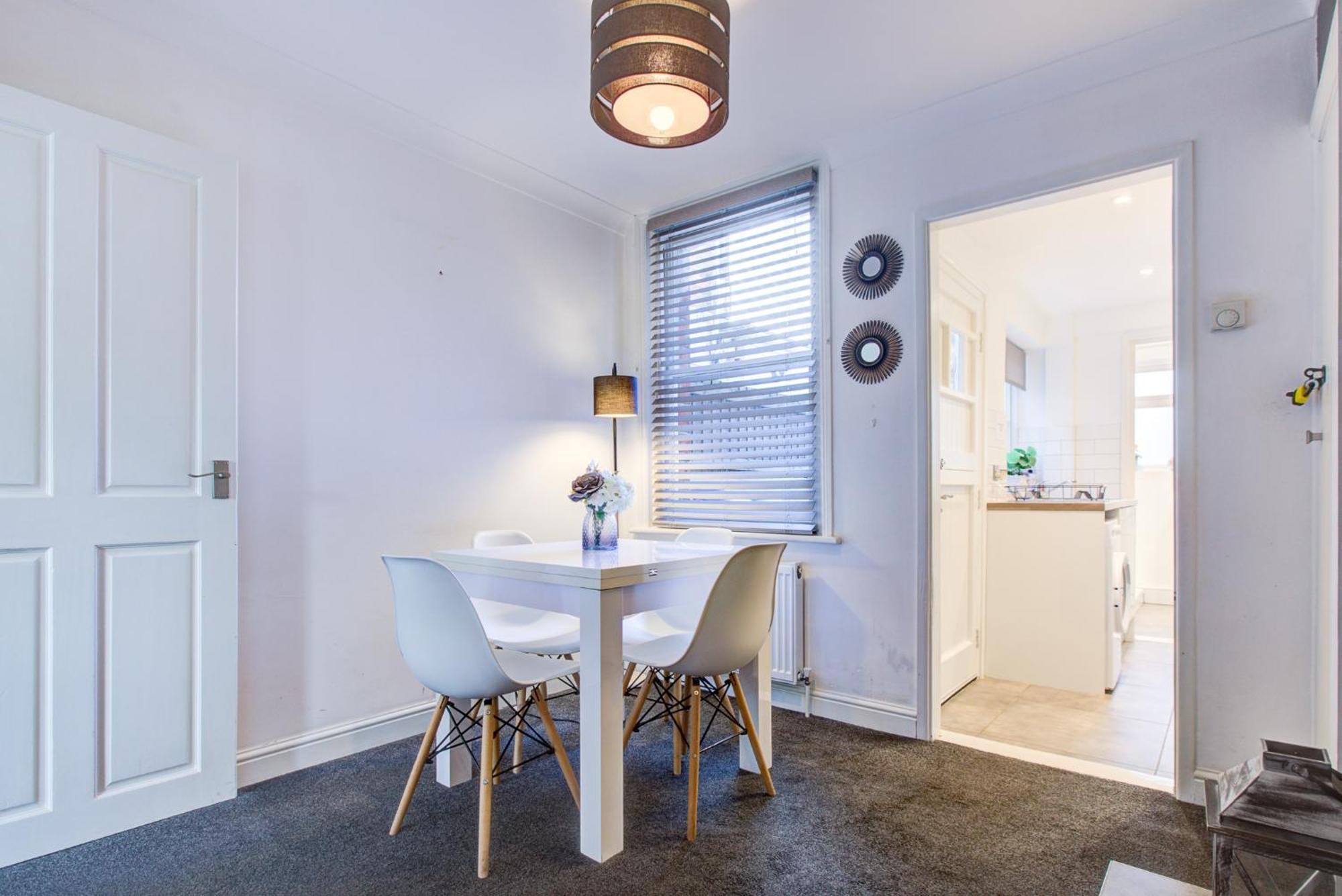 Apartment Number 11: With Office & Garden Colchester
