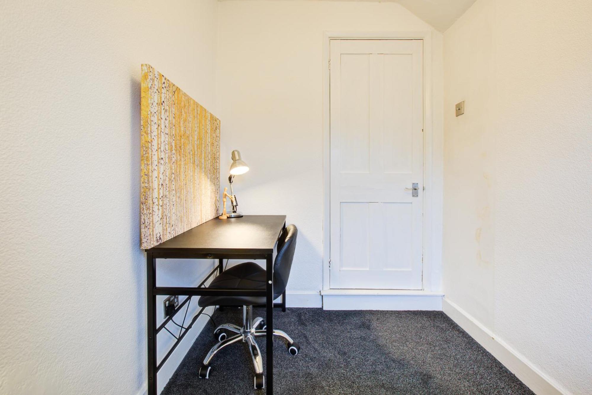 Number 11: With Office & Garden Apartment Colchester